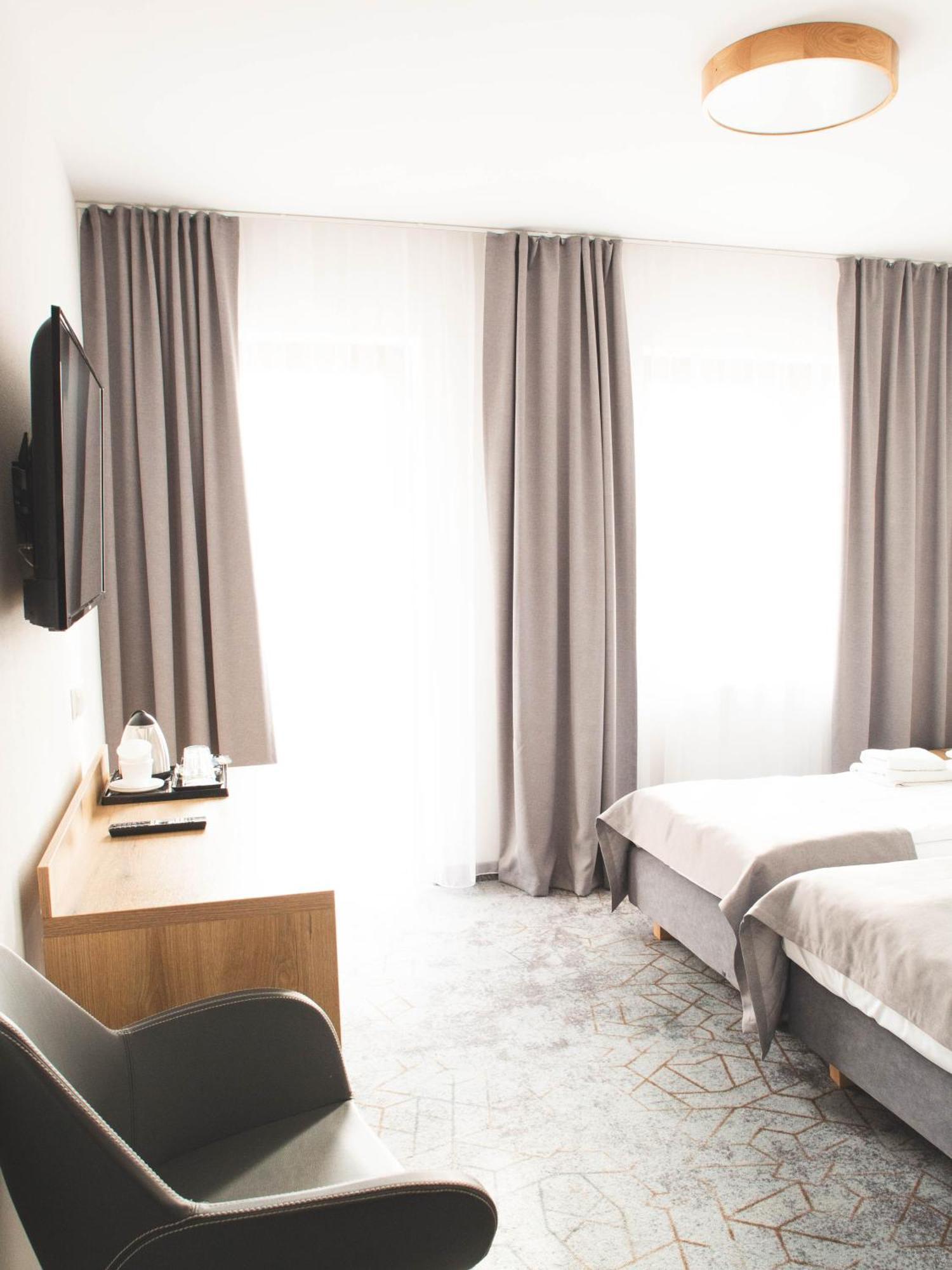 Hotel Beskidian Wegierska Gorka Extérieur photo