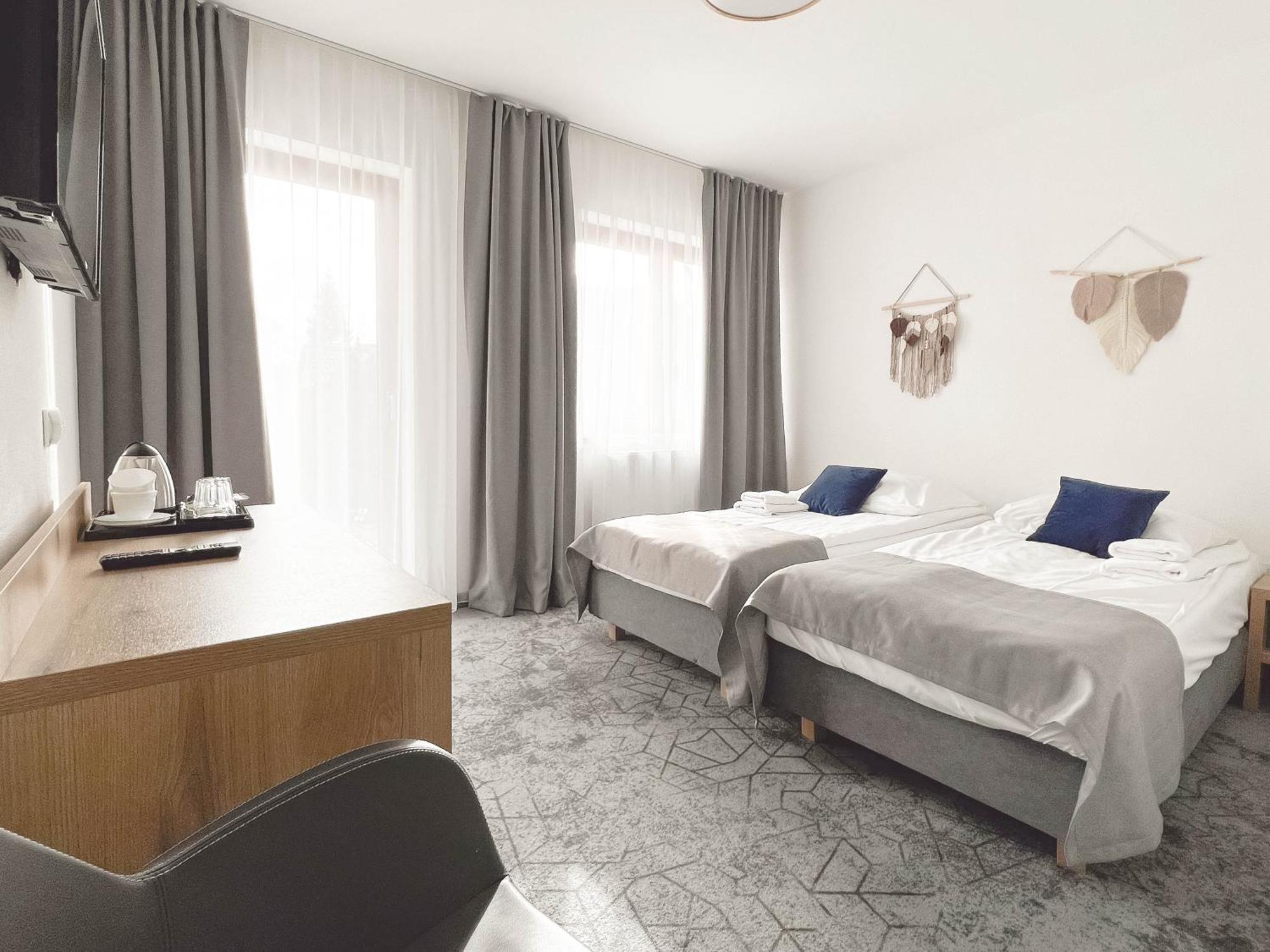 Hotel Beskidian Wegierska Gorka Extérieur photo