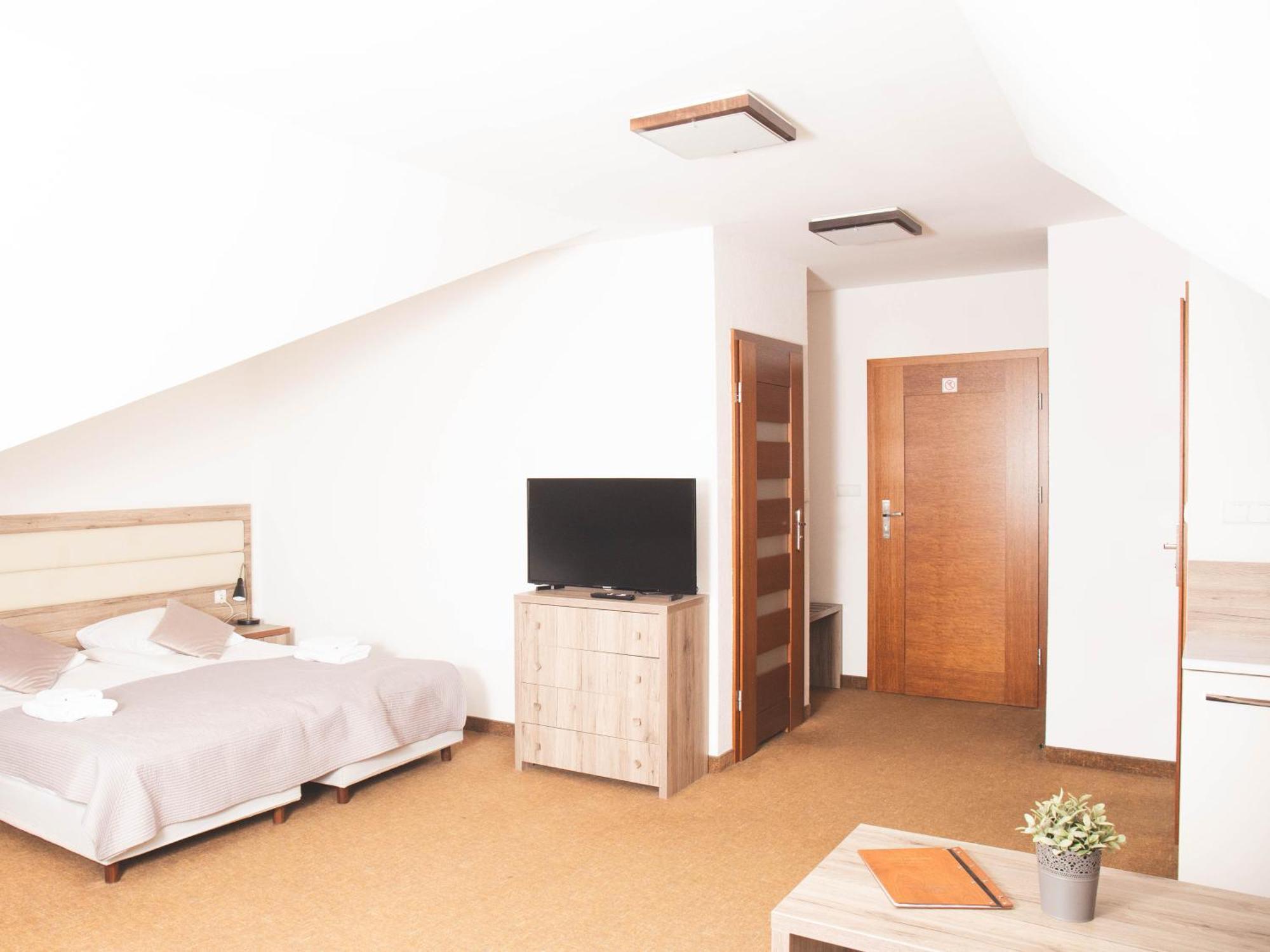 Hotel Beskidian Wegierska Gorka Extérieur photo