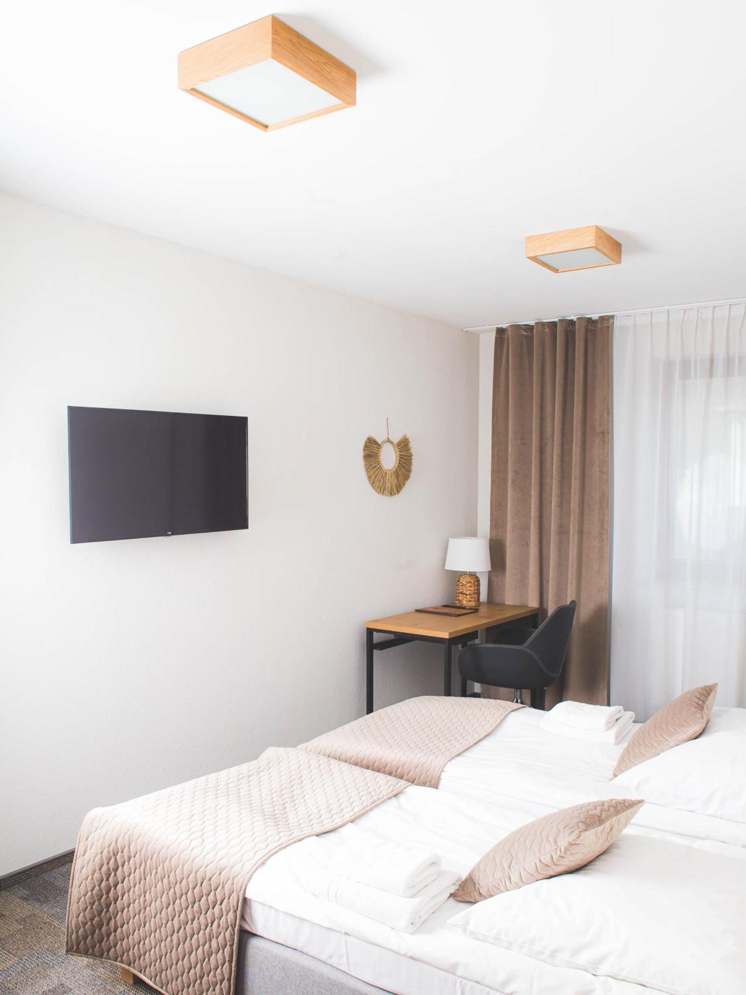 Hotel Beskidian Wegierska Gorka Extérieur photo