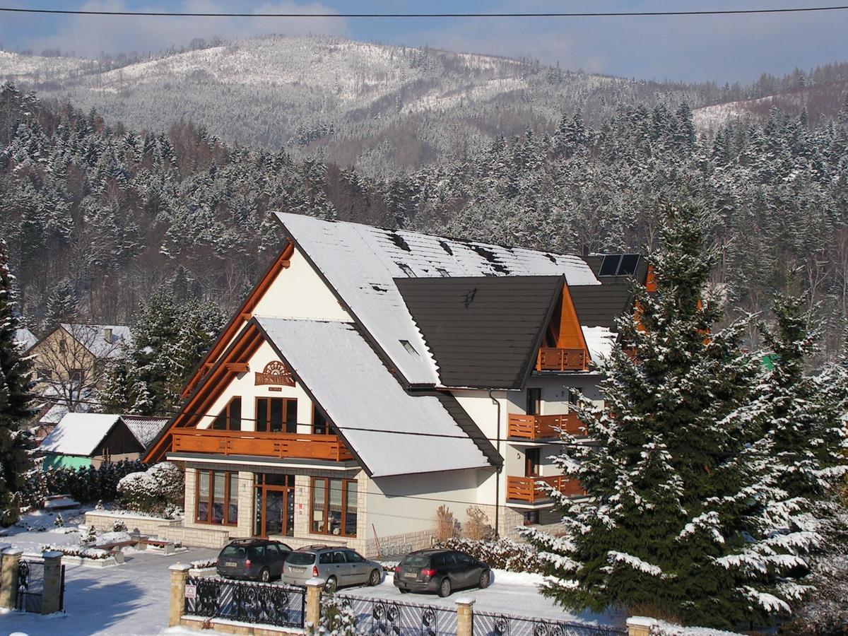Hotel Beskidian Wegierska Gorka Extérieur photo